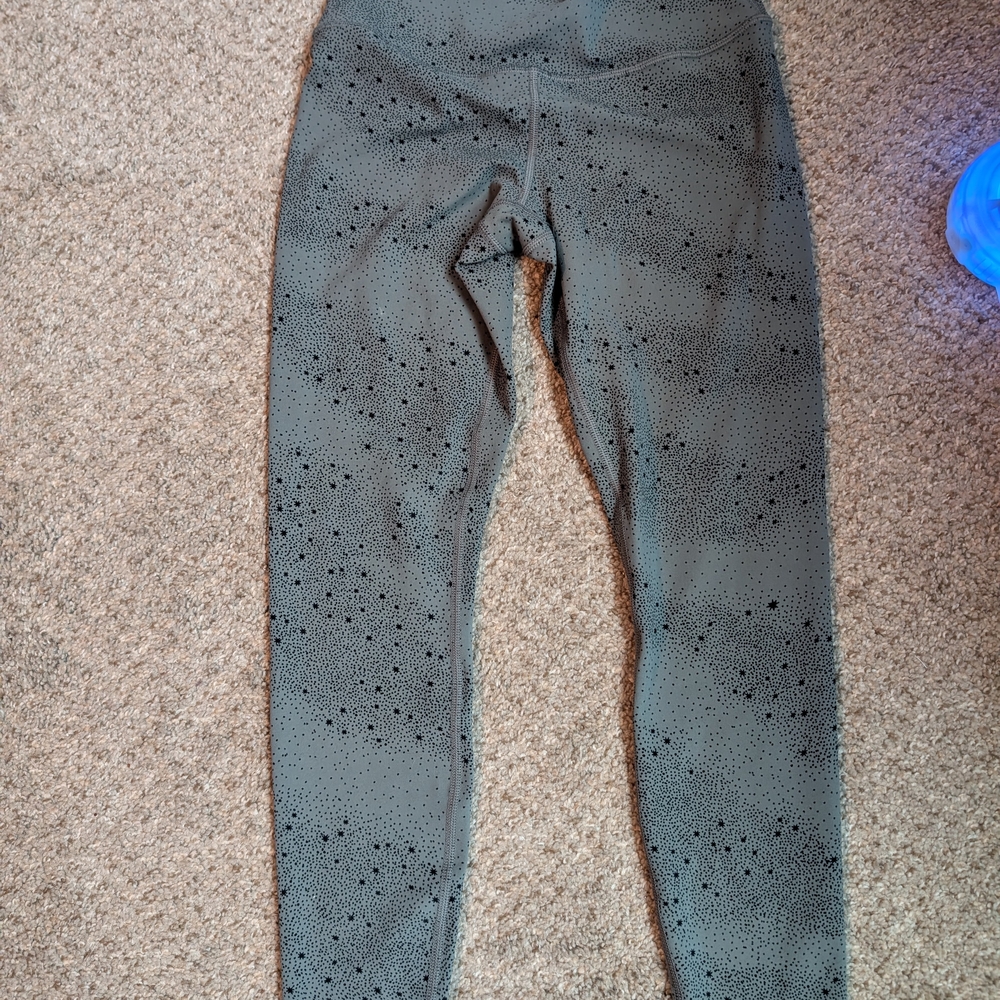 Gray Patterned Leggings